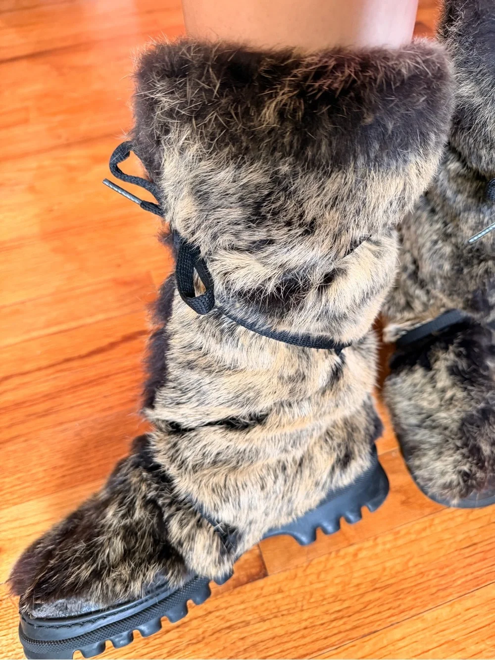 Bebe Rabbit Fur Women's Winter Boots - Brown